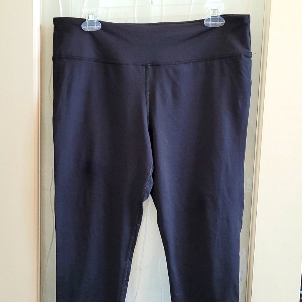 Reebok Black Capri Leggings